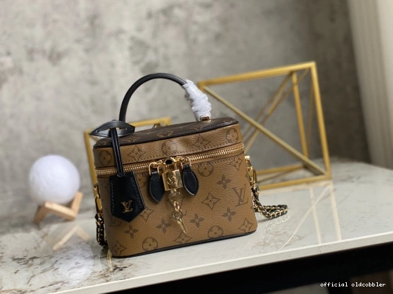 Official oldcobbler VUITTON VANITY PM LOUIS 0718